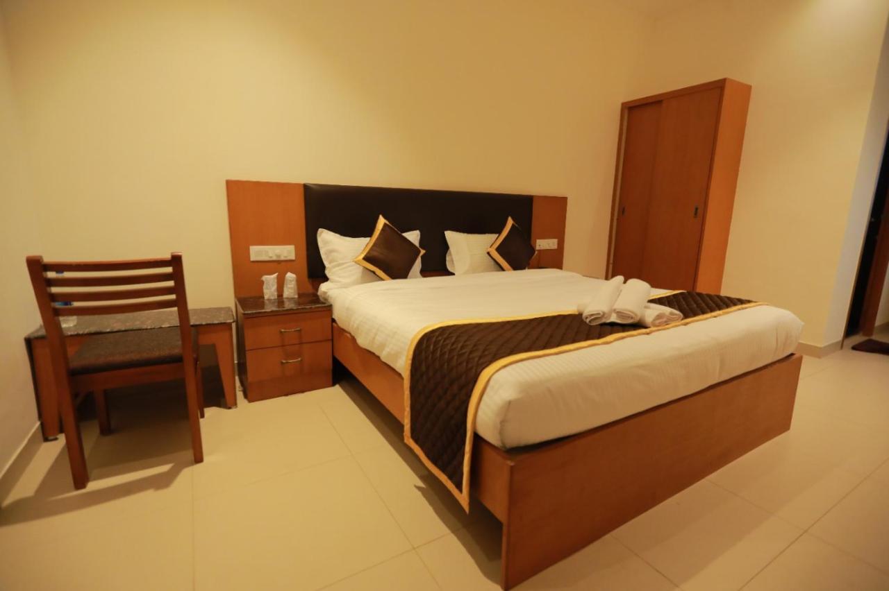Hotel Ashok Palace Karūr Екстериор снимка